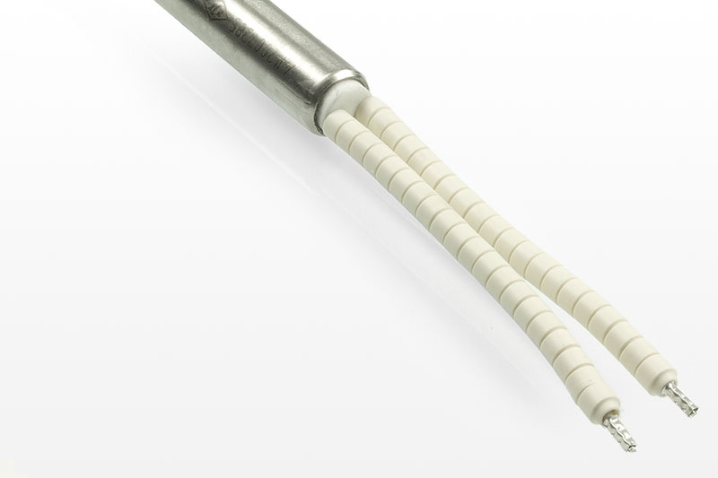 connection option E: high temperature stable leads with ceramic beads up to 600 °C