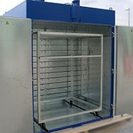 Efficient loading is provided with loading trolleys, or for pulse drying of textiles (T-shirts, Jeans, etc.), synthetic parts (hydraulic hoses) and others. The designs of trolleys are as per application requirements. Drying times can be realised via time