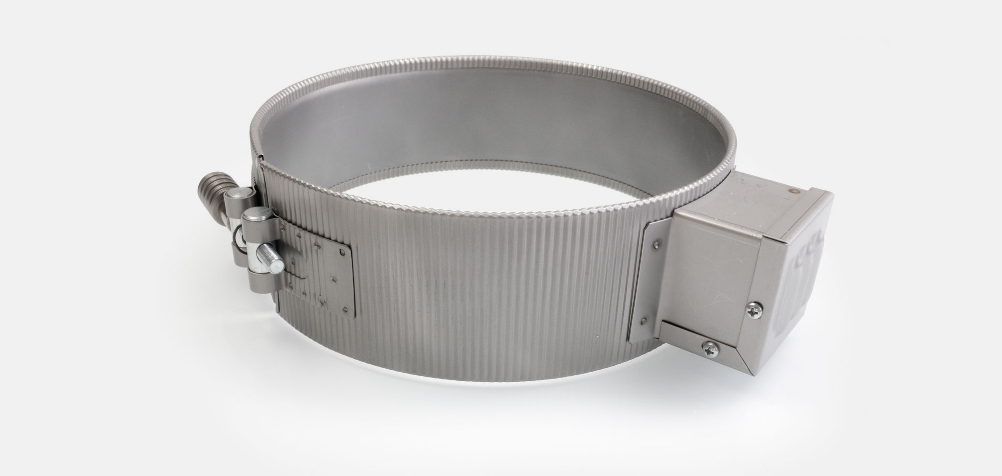 High performance Band Heater , temperatures up to 450°C/550°C, injection molding, extrusion, holes, cutouts, integrated thermocouple, no storage effect, responsive, mineral insulated