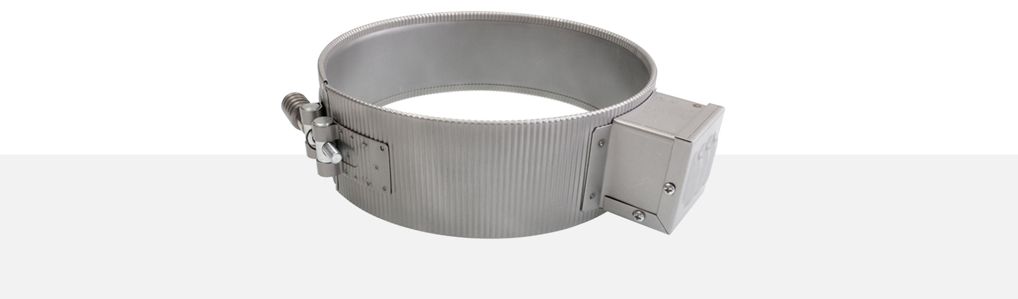 High performance Band Heater , temperatures up to 450°C/550°C, injection molding, extrusion, holes, cutouts, integrated thermocouple, no storage effect, responsive, mineral insulated