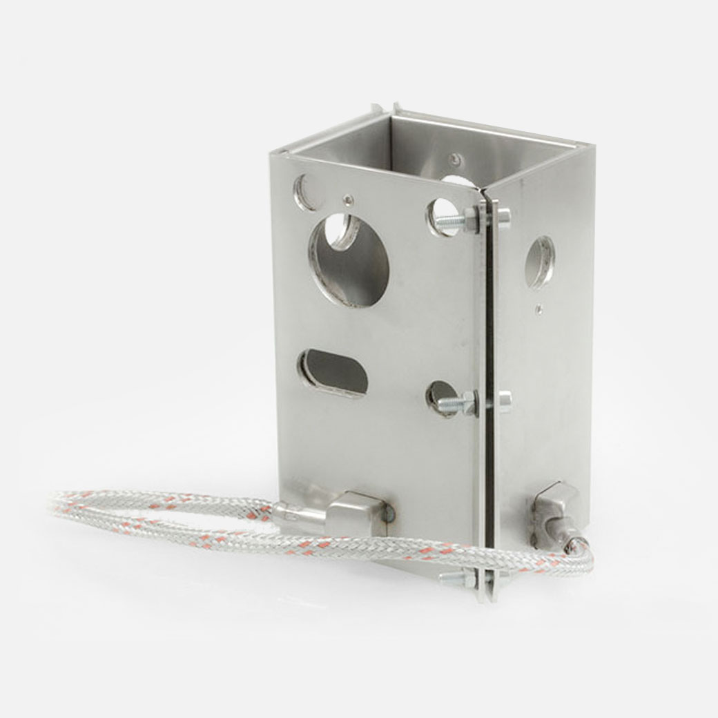 Tool Heater, Flat Heater, Frame Heater, for temperatures up to 450°C, extrusion, injection molding, plastic technology, holes, cutouts, thermocouple connector, integrated thermocouple, mineral insulated