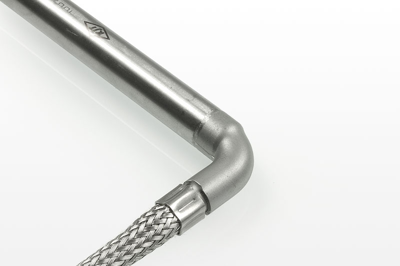 connection option N: angular tube with metal braided hose + earth wire