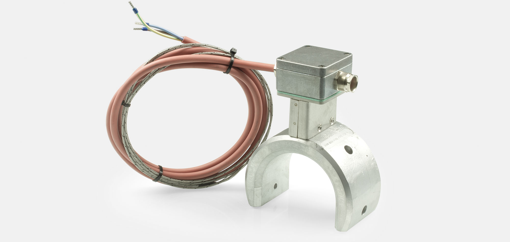 Cast-In Heaters are suitable for food industry machinery and pharmaceutical facilities. They are used for sealing and welding with and without coating. Based on uniform heat distribution, high precision of contact surfaces, reaction fast temperature range