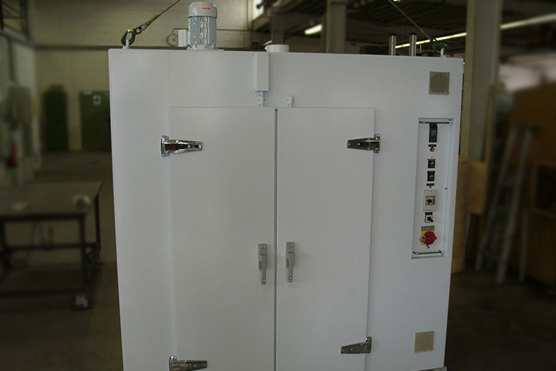 Efficient loading is provided with loading trolleys, or for pulse drying of textiles (T-shirts, Jeans, etc.), synthetic parts (hydraulic hoses) and others. The designs of trolleys are as per application requirements. Drying times can be realised via time